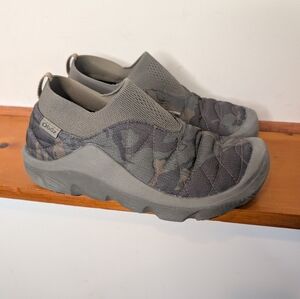 Oboz Insulated Slip On Shoes Camo Freeze Guard Winter Shoes Womens 8